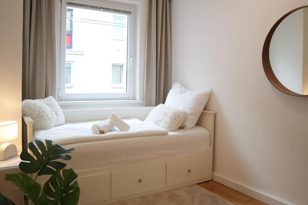 Charming, Modern & Spacious Apartment Bécs Kültér fotó