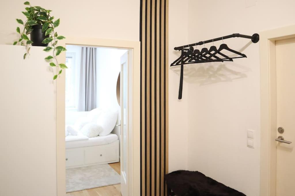 Charming, Modern & Spacious Apartment Bécs Kültér fotó