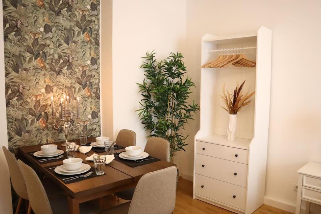 Charming, Modern & Spacious Apartment Bécs Kültér fotó